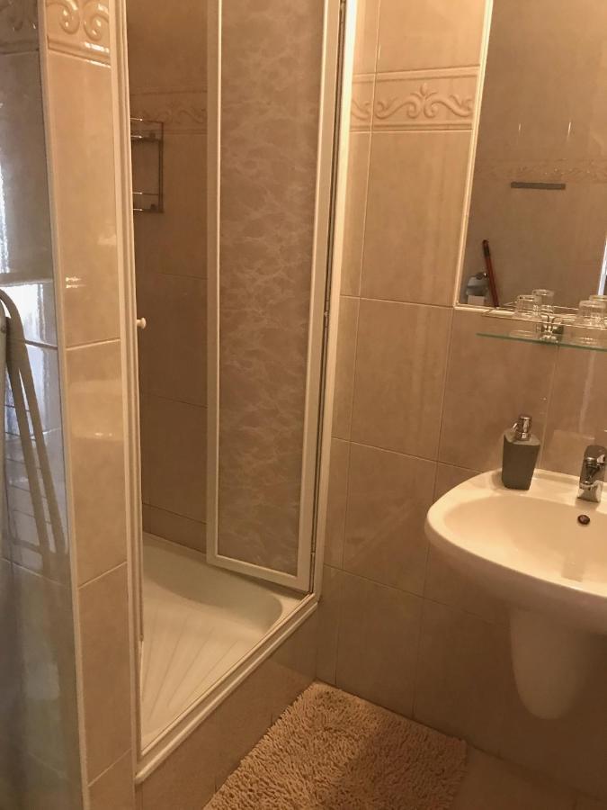 Vida Apartman ชาร์วาร์ ภายนอก รูปภาพ